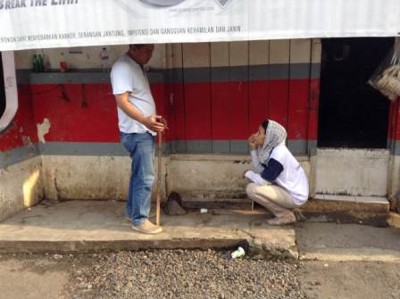 Pascabanjir, Lathifa Blusukan ke Karet Tengsin